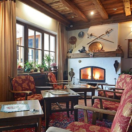 Hotel Dolomites Inn Canazei Bagian luar foto