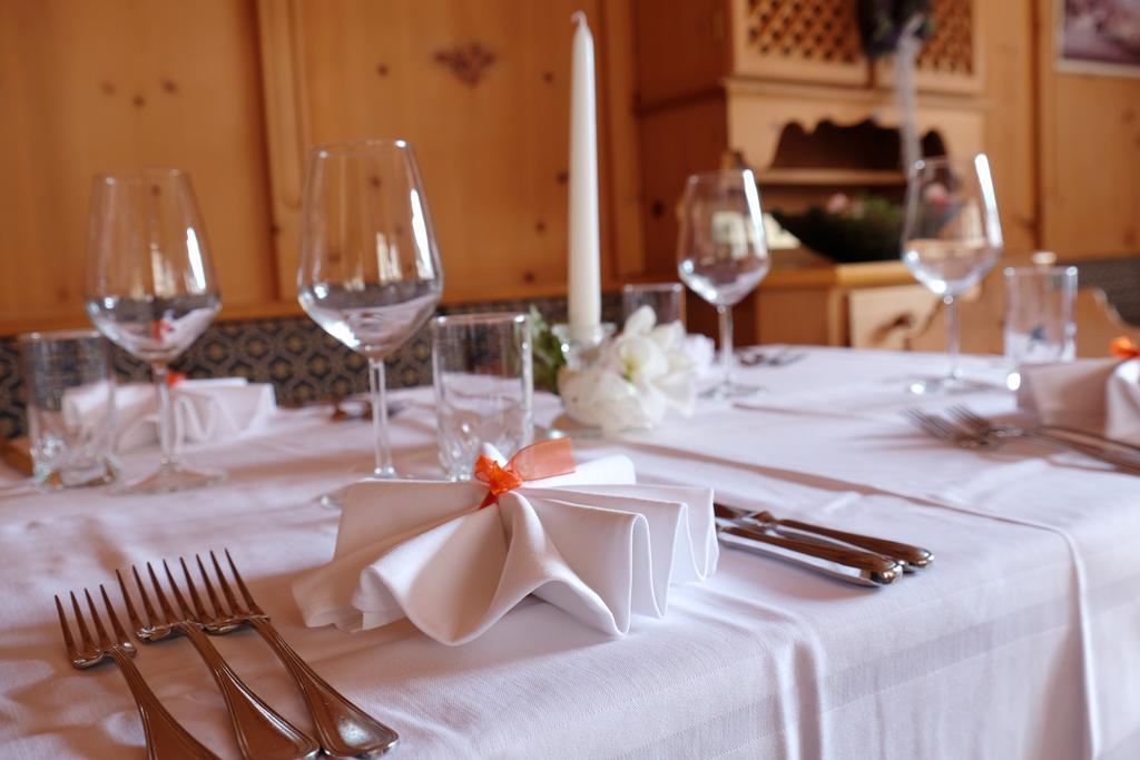 Hotel Dolomites Inn Canazei Bagian luar foto