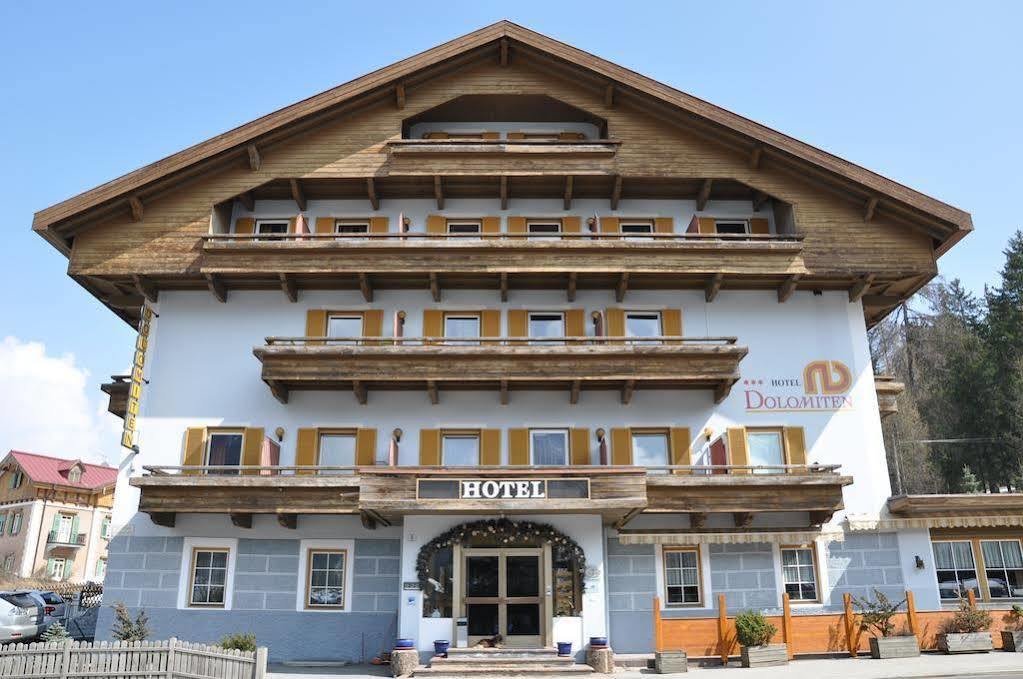 Hotel Dolomites Inn Canazei Bagian luar foto